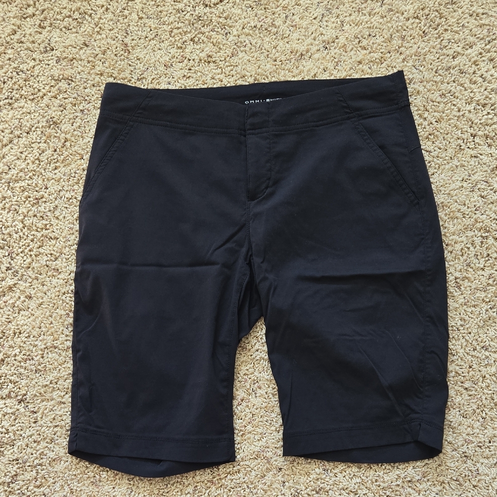 Columbia Women's Black Bermuda Shorts